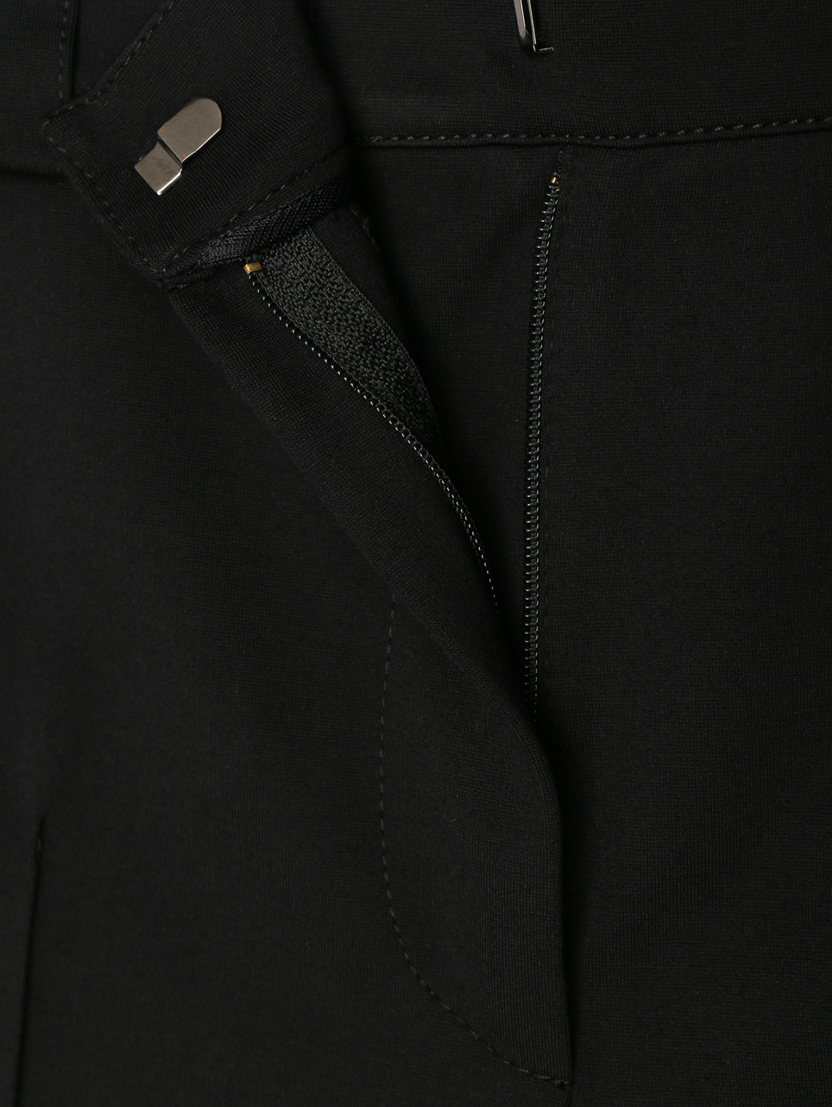 Трикотажные брюки со стрелками Luisa Spagnoli  –  Деталь  – Цвет:  Черный