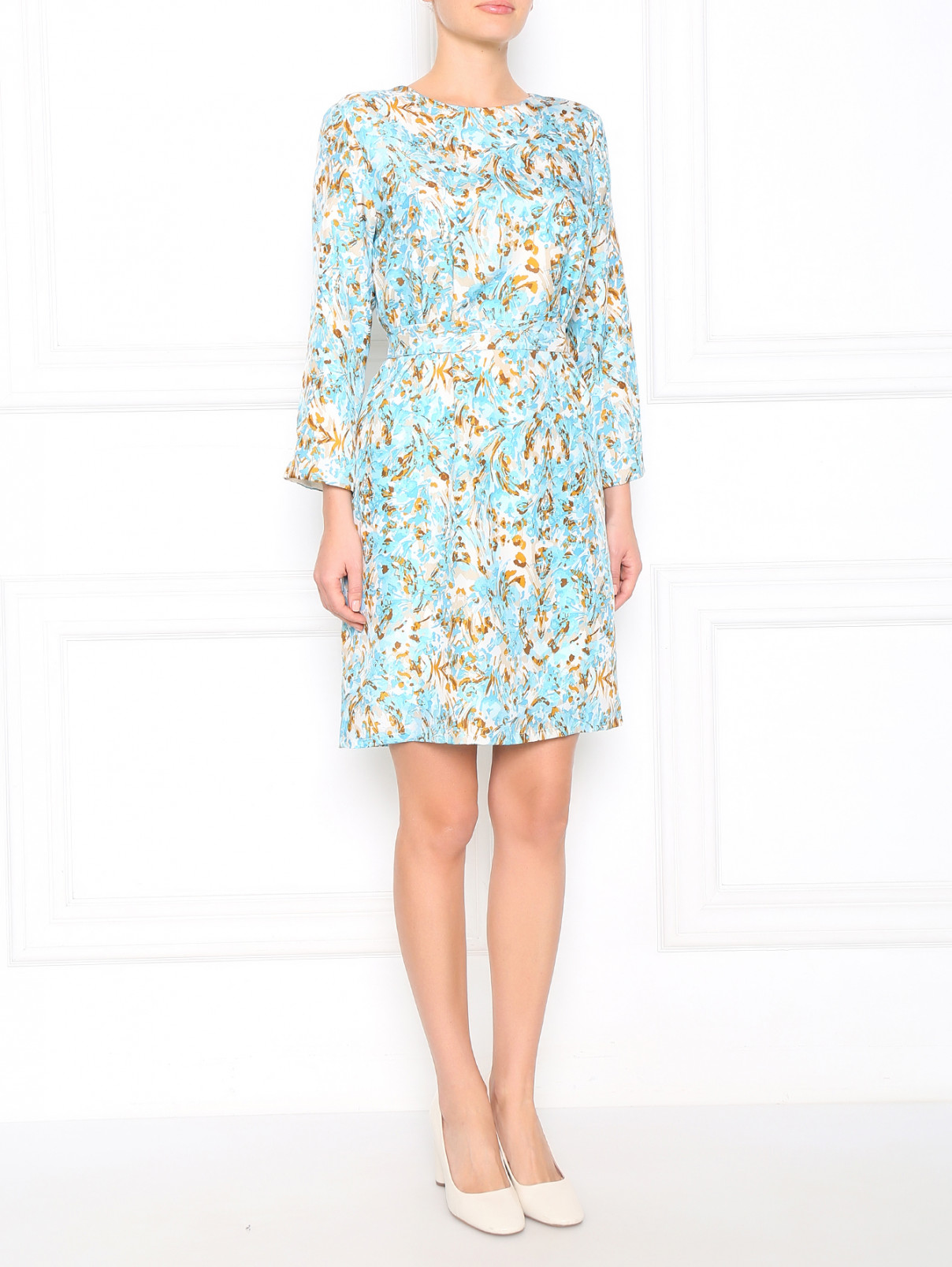 Платье свободного фасона из шелка с цветочным узором Charlotte Bialas  –  Модель Общий вид  – Цвет:  Синий