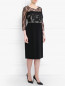 Платье-футляр с контрастной вставкой из кружева Marina Rinaldi  –  Модель Общий вид