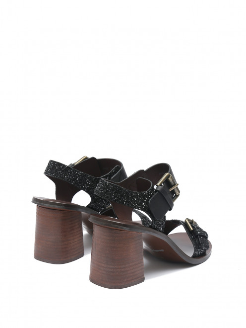 Босоножки на каблуке с металлическими пряжками - Обтравка2