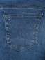 Джинсы с искусственными потертостями AG Jeans  –  Деталь