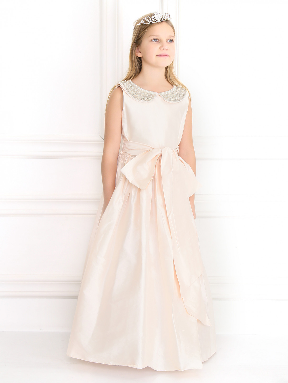 Платье из шелка с пышной юбкой и расшитым воротничком Nicki Macfarlane  –  Модель Общий вид  – Цвет:  Белый