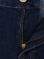 Укороченные джинсы с декором Love Moschino  –  Деталь1