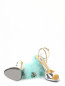 Босоножки из лаковой кожи с устойчивым каблуком декорированным перьями Moschino Couture  –  Обтравка5
