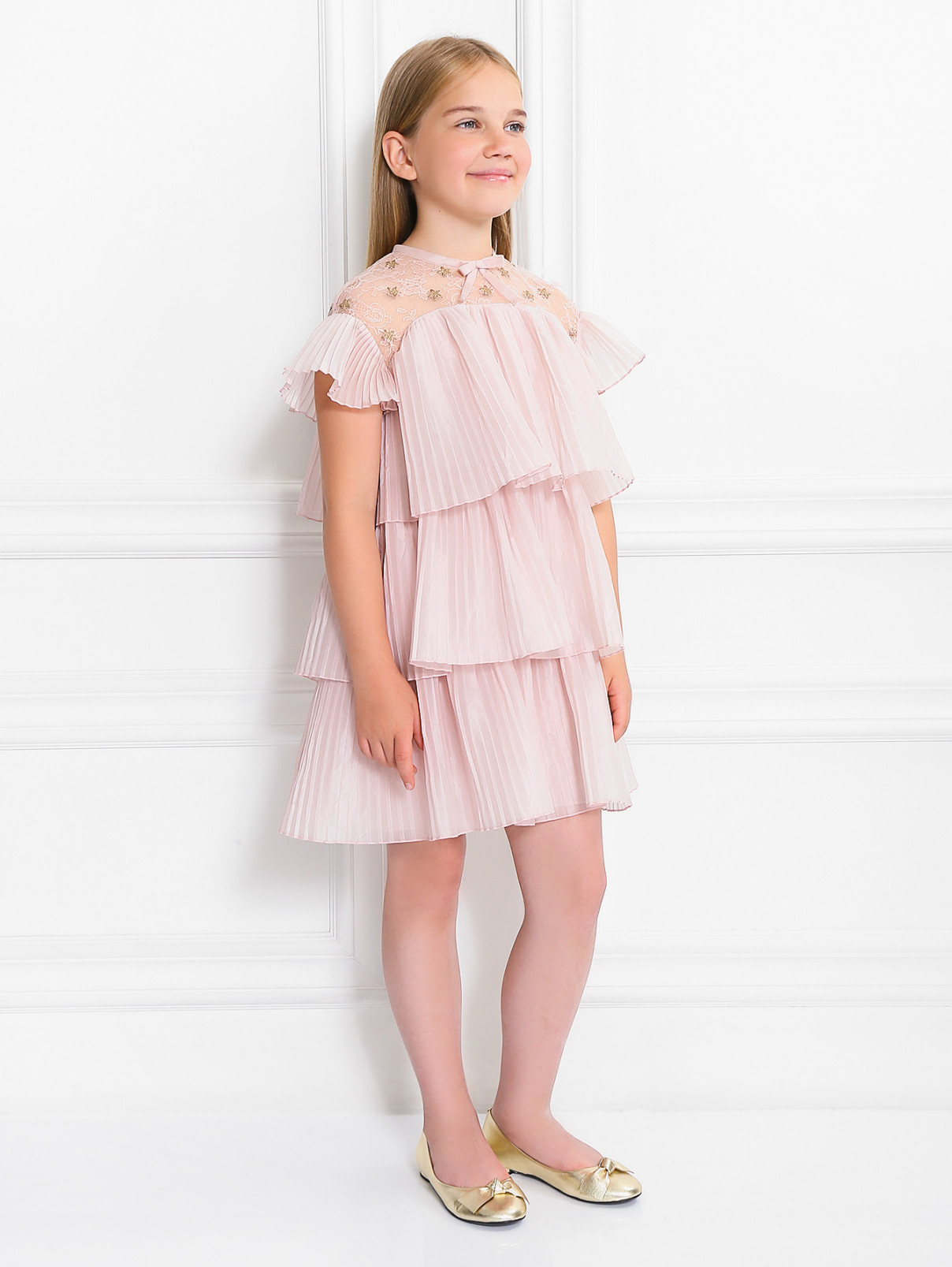 Ярусное платье с плиссированными оборками Gucci  –  Модель Общий вид  – Цвет:  Розовый