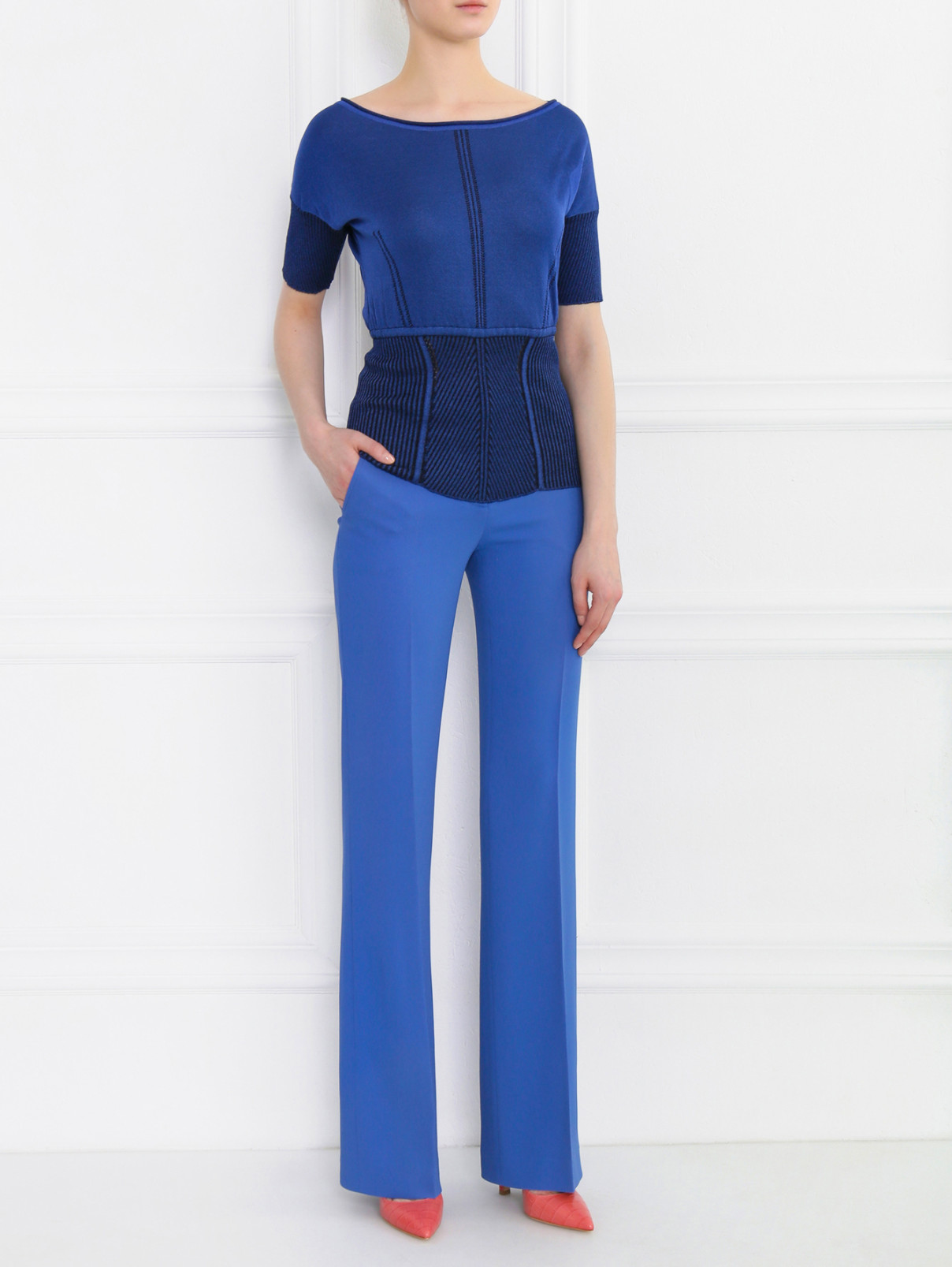 Однотонные брюки прямого кроя Alberta Ferretti  –  Модель Общий вид  – Цвет:  Синий