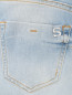 Зауженные джинсы из светлого денима SILVIAN HEACH  –  Деталь