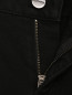 Зауженные джинсы с декором и вышивкой Comma  –  Деталь1